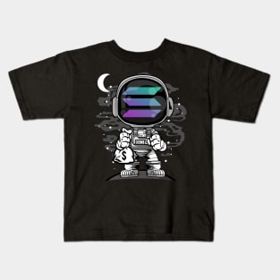 Astronaut Solana Coin To The Moon Crypto Token Cryptocurrency Wallet Birthday Gift For Men Women Kids Kids T-Shirt